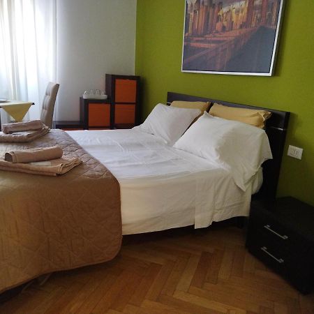 Piazza Goldoni Rooms Trieste Exterior foto